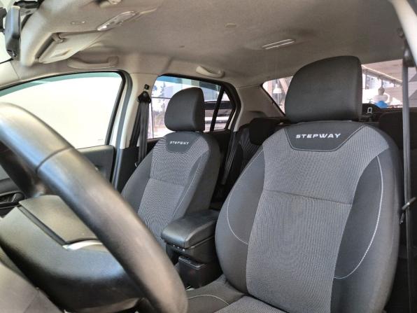 Renault Logan II Рестайлинг с пробегом 2020 года, цена 1 279 000 рублей, 53469 км, седан, Автокод Объявления
