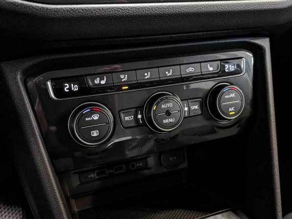 Volkswagen Tiguan II с пробегом 2020 года, цена 2 150 000 рублей, 74945 км, внедорожник, Автокод Объявления