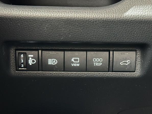 Toyota RAV4 V (XA50) с пробегом 2025 года, цена 3 850 000 рублей, 15000 км, внедорожник, Автокод Объявления