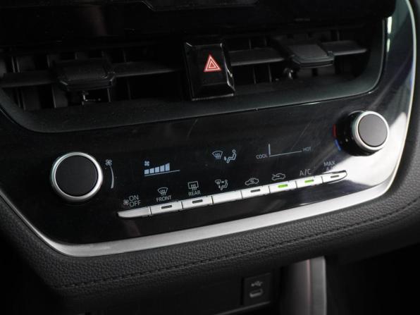 Toyota Corolla Cross I с пробегом 2024 года, цена 3 254 000 рублей, 36255 км, внедорожник, Автокод Объявления