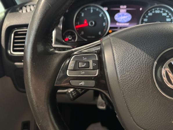 Volkswagen Touareg II с пробегом 2010 года, цена 1 745 000 рублей, 216001 км, внедорожник, Автокод Объявления