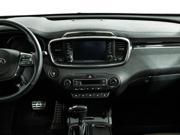 Kia Sorento III Prime Рестайлинг с пробегом 2019 года, цена 2 699 777 рублей, 112894 км, внедорожник, Автокод Объявления
