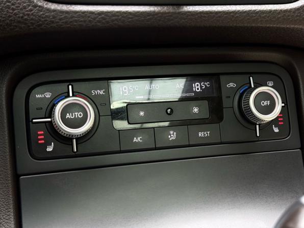 Volkswagen Touareg II Рестайлинг с пробегом 2015 года, цена 2 799 000 рублей, 188000 км, внедорожник, Автокод Объявления