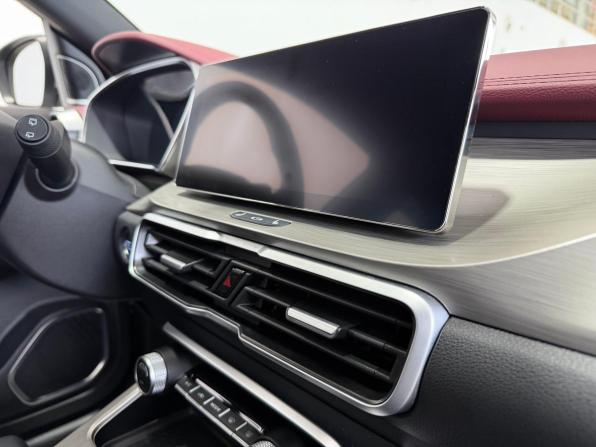 Geely Coolray I с пробегом 2023 года, цена 1 950 000 рублей, 13370 км, внедорожник, Автокод Объявления