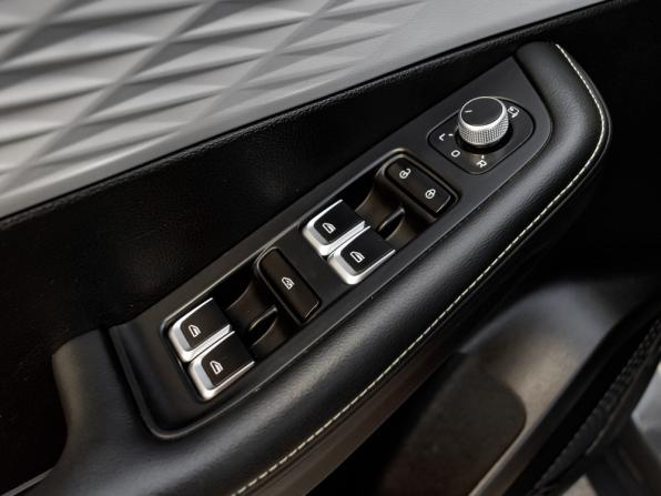 Geely Coolray I Рестайлинг с пробегом 2023 года, цена 2 090 000 рублей, 24756 км, внедорожник, Автокод Объявления