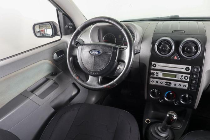 Ford Fusion I Рестайлинг с пробегом 2005 года, цена 439 000 рублей, 226000 км, хэтчбек, Автокод Объявления