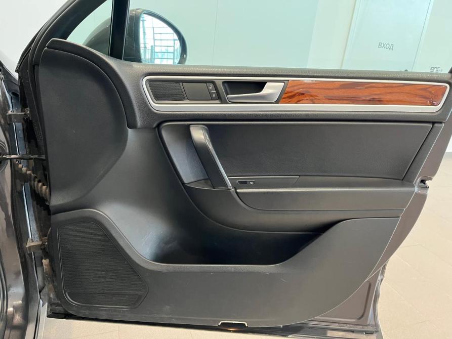 Volkswagen Touareg II Волгоград  - изображение 23