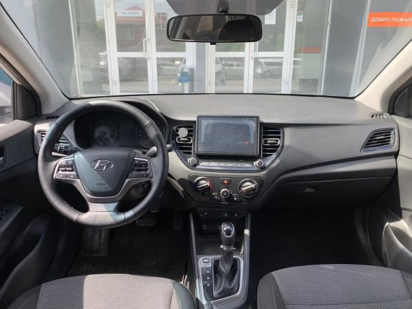 Hyundai Solaris II Рестайлинг с пробегом 2021 года, цена 1 395 000 рублей, 109000 км, седан, Автокод Объявления