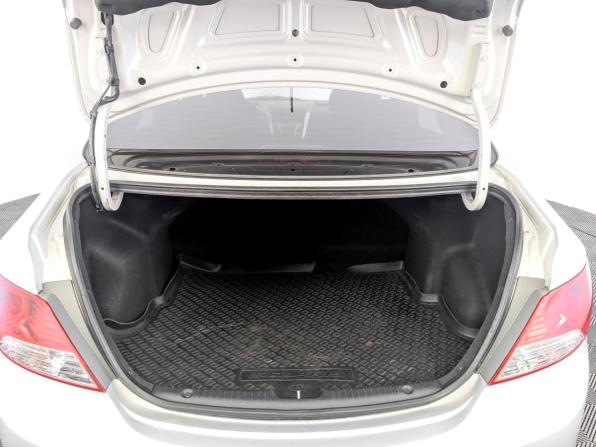 Hyundai Solaris I с пробегом 2013 года, цена 950 000 рублей, 137449 км, седан, Автокод Объявления