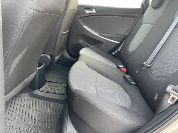 Hyundai Solaris I с пробегом 2013 года, цена 999 000 рублей, 50121 км, хэтчбек, Автокод Объявления