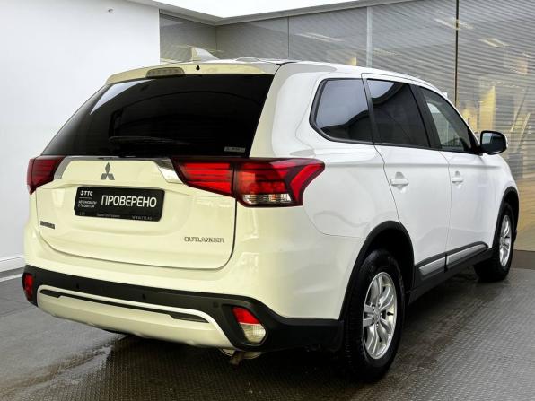 Mitsubishi Outlander III Рестайлинг 3 с пробегом 2019 года, цена 2 390 000 рублей, 81000 км, внедорожник, Автокод Объявления