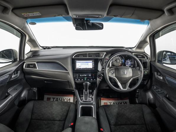Honda Shuttle II с пробегом 2015 года, цена 1 279 500 рублей, 50300 км, универсал, Автокод Объявления