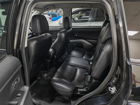 Mitsubishi Outlander II Рестайлинг с пробегом 2010 года, цена 899 000 рублей, 252800 км, внедорожник, Автокод Объявления