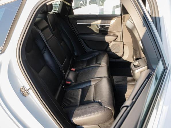 Volvo S90 II Рестайлинг с пробегом 2021 года, цена 3 569 000 рублей, 102383 км, седан, Автокод Объявления