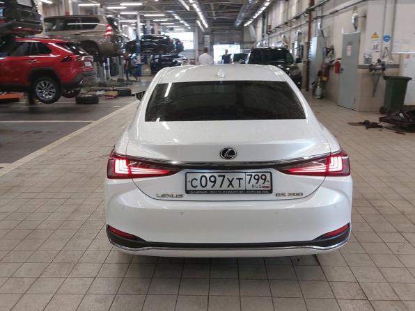 Lexus ES VII с пробегом 2021 года, цена 3 990 000 рублей, 17900 км, седан, Автокод Объявления
