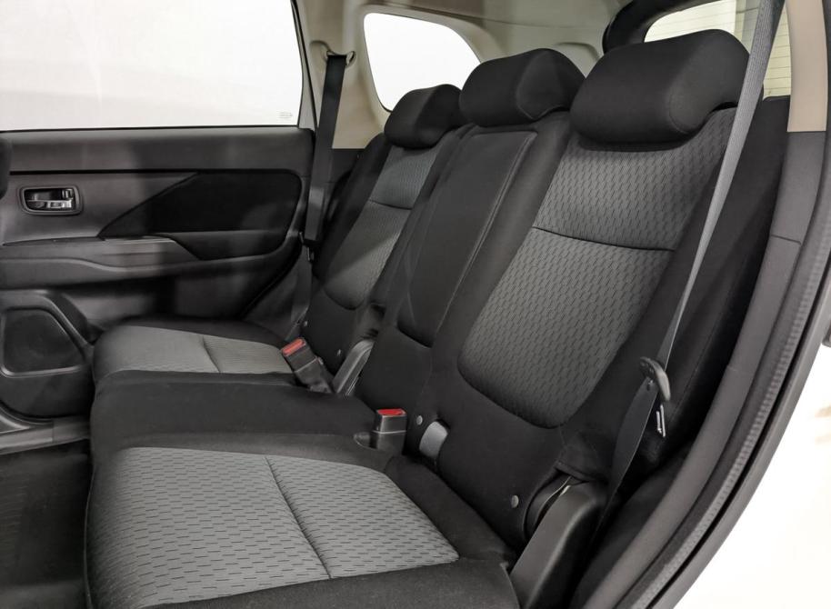 Mitsubishi Outlander III Рестайлинг Санкт-Петербург  - изображение 18
