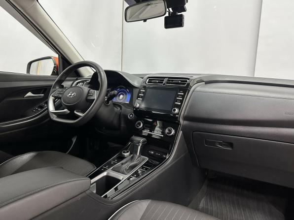 Hyundai Creta II с пробегом 2022 года, цена 2 444 000 рублей, 36690 км, внедорожник, Автокод Объявления