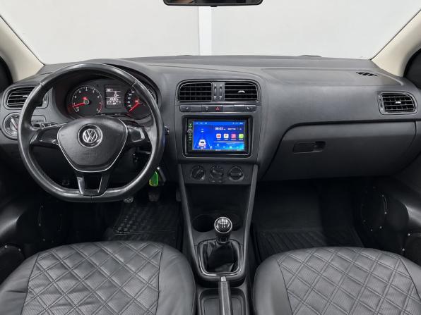 Volkswagen Polo V Рестайлинг с пробегом 2018 года, цена 1 089 000 рублей, 148131 км, седан, Автокод Объявления