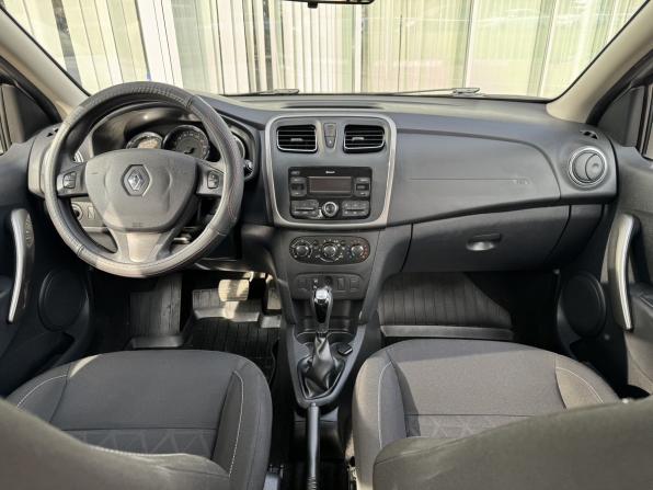 Renault Sandero II с пробегом 2017 года, цена 1 075 000 рублей, 57766 км, хэтчбек, Автокод Объявления
