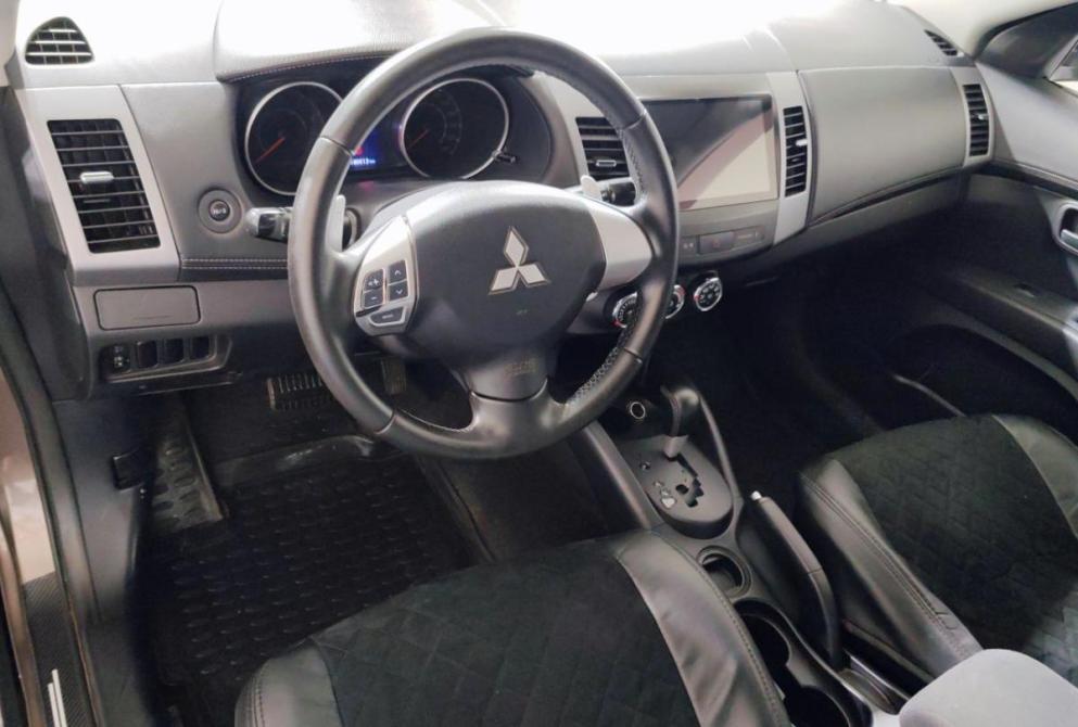 Mitsubishi Outlander II Рестайлинг Ярославль  - изображение 12