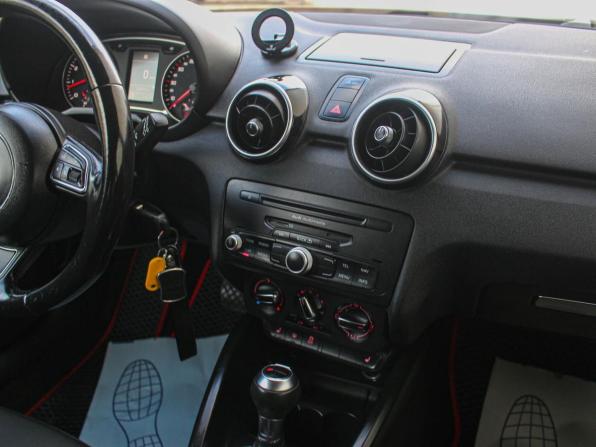 Audi A1 I (8X) с пробегом 2011 года, цена 830 000 рублей, 158573 км, хэтчбек, Автокод Объявления