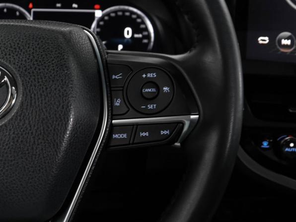 Toyota Camry VIII (XV70) Рестайлинг с пробегом 2023 года, цена 3 499 000 рублей, 60366 км, седан, Автокод Объявления