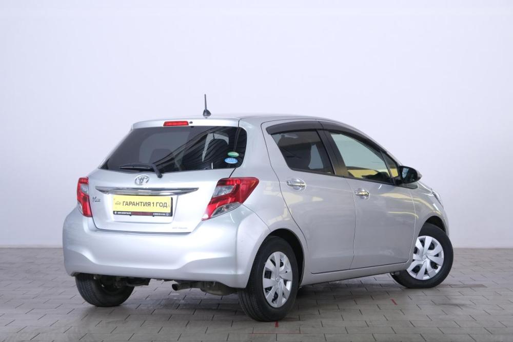 Toyota Vitz III (XP130) Рестайлинг Омск  - изображение 7