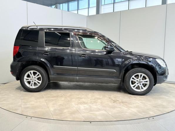 Skoda Yeti I с пробегом 2013 года, цена 920 000 рублей, 267521 км, внедорожник, Автокод Объявления