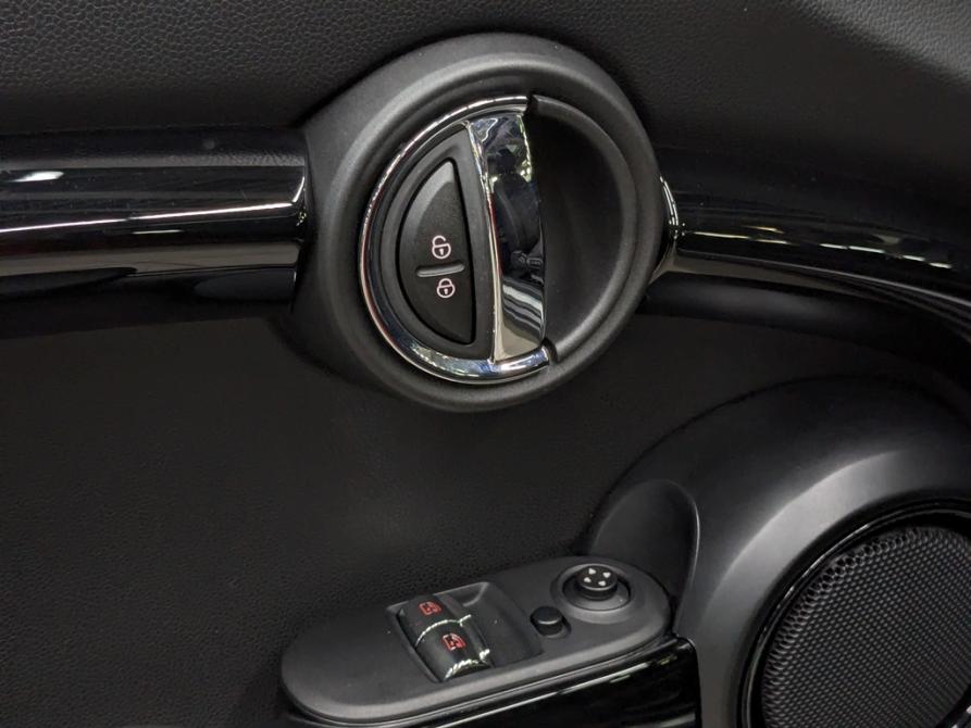 Mini Hatch III (F55/F56) Рестайлинг Москва  - изображение 20