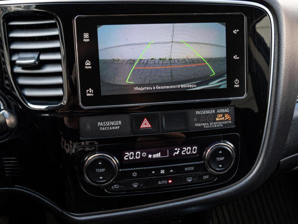 Mitsubishi Outlander III Рестайлинг 3 с пробегом 2018 года, цена 2 180 000 рублей, 110465 км, внедорожник, Автокод Объявления