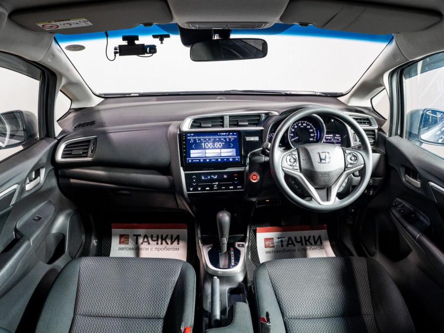 Honda Fit III Рестайлинг Чита  - изображение 7
