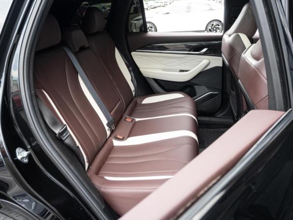 Geely Monjaro I с пробегом 2023 года, цена 3 100 000 рублей, 61220 км, внедорожник, Автокод Объявления