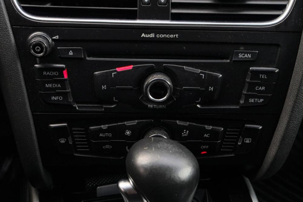 Audi A4 IV (B8) Москва  - изображение 18