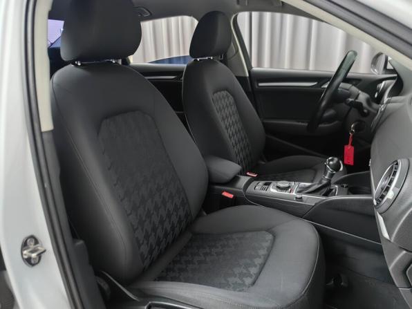 Audi A3 III (8V) с пробегом 2015 года, цена 1 348 000 рублей, 167832 км, седан, Автокод Объявления