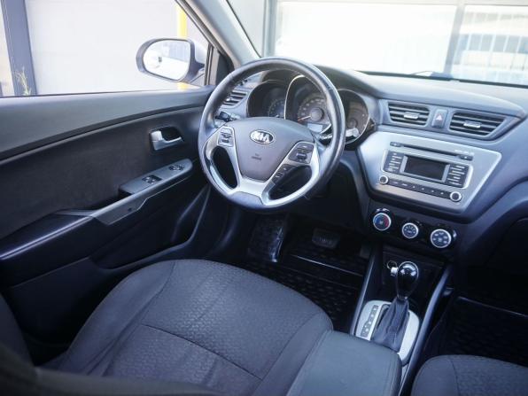 Kia Rio III Рестайлинг с пробегом 2016 года, цена 935 000 рублей, 156189 км, седан, Автокод Объявления