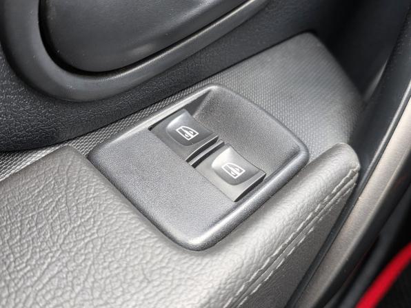Renault Sandero II с пробегом 2014 года, цена 760 000 рублей, 140189 км, хэтчбек, Автокод Объявления
