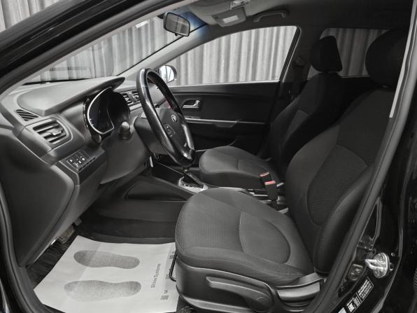 Kia Rio III Рестайлинг с пробегом 2016 года, цена 1 100 000 рублей, 102010 км, хэтчбек, Автокод Объявления