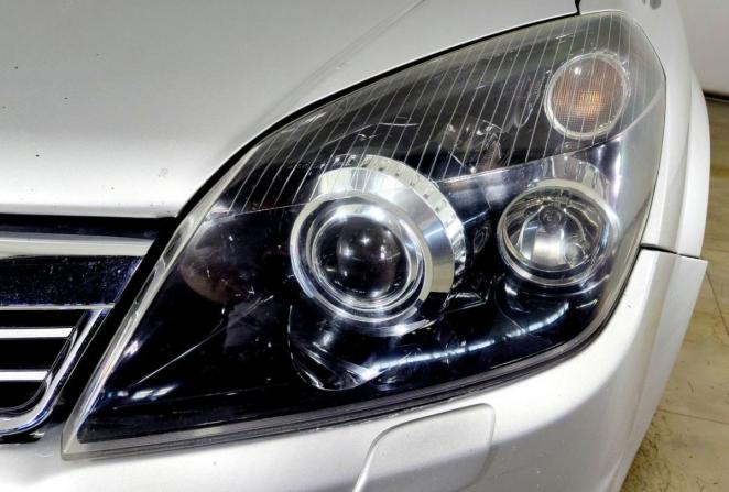 Opel Astra H Рестайлинг с пробегом 2012 года, цена 570 000 рублей, 282783 км, седан, Автокод Объявления