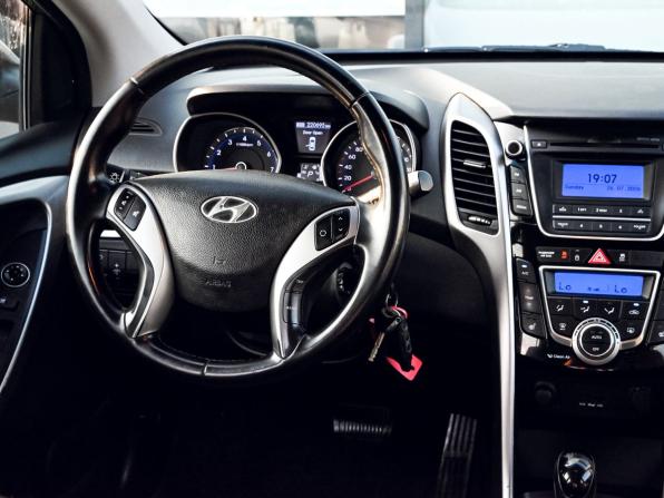 Hyundai i30 II с пробегом 2014 года, цена 1 005 000 рублей, 220695 км, хэтчбек, Автокод Объявления