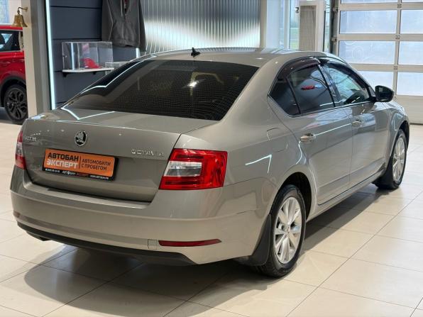 Skoda Octavia III (A7) Рестайлинг с пробегом 2018 года, цена 1 519 000 рублей, 192221 км, лифтбек, Автокод Объявления
