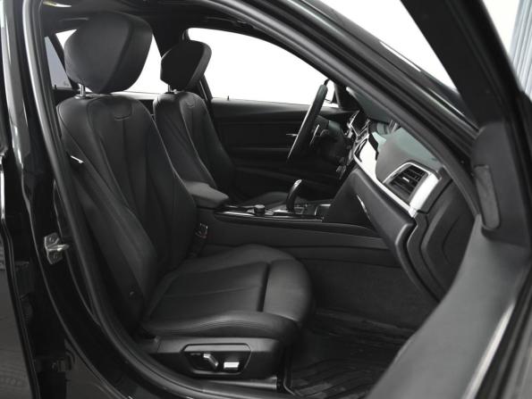 BMW 3 серии VI (F3x) Рестайлинг с пробегом 2017 года, цена 2 475 000 рублей, 154174 км, седан, Автокод Объявления