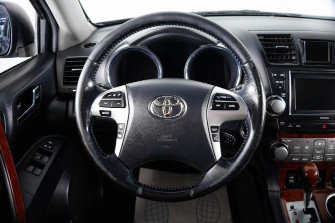 Toyota Highlander II (XU40) с пробегом 2011 года, цена 1 999 000 рублей, 298500 км, внедорожник, Автокод Объявления