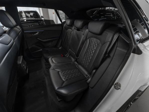Audi Q8 I (4M) с пробегом 2018 года, цена 5 250 000 рублей, 187093 км, внедорожник, Автокод Объявления