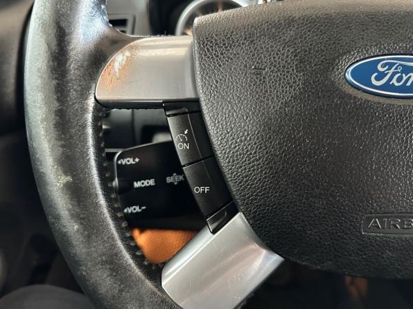 Ford C-MAX I Рестайлинг с пробегом 2008 года, цена 510 000 рублей, 277826 км, компактвэн, Автокод Объявления