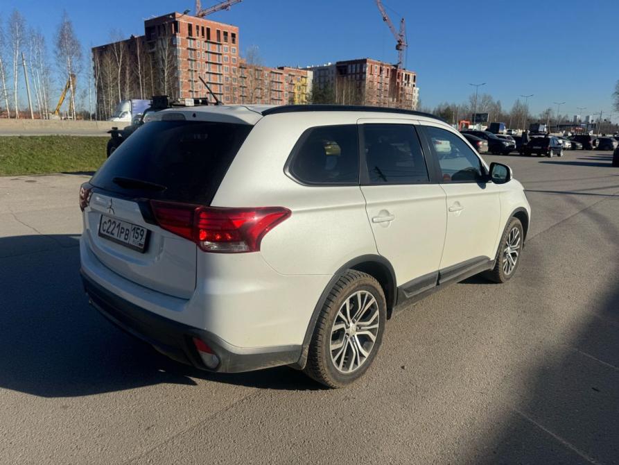 Mitsubishi Outlander III Рестайлинг 2 Пермь  - изображение 4