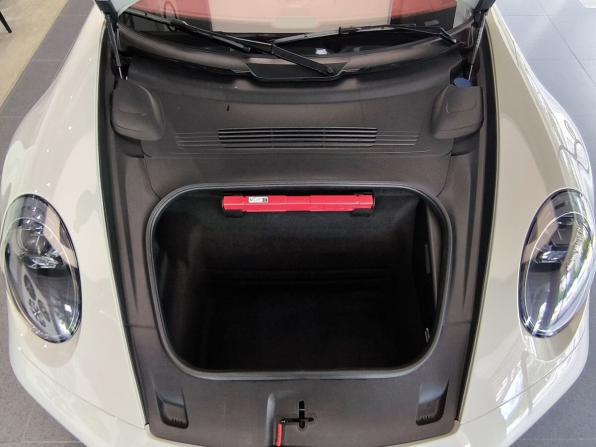 Porsche 911 VIII (992) с пробегом 2024 года, цена 22 575 000 рублей, 5442 км, купе, Автокод Объявления