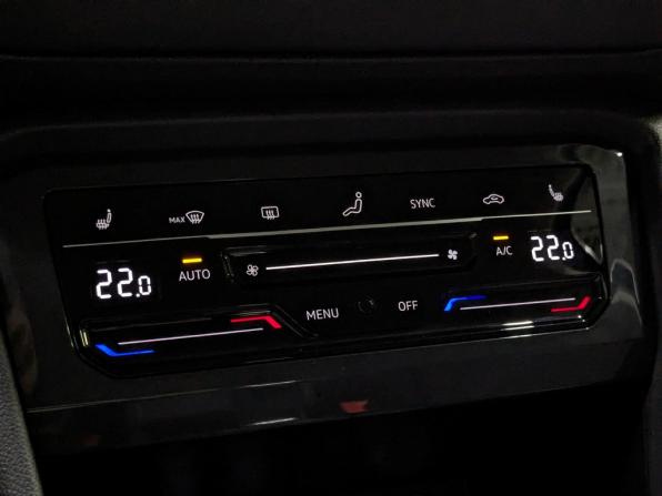 Volkswagen Tiguan II с пробегом 2021 года, цена 2 205 000 рублей, 145075 км, внедорожник, Автокод Объявления