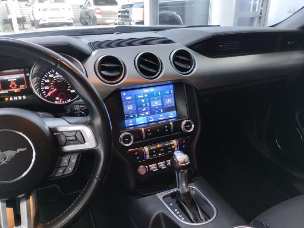 Ford Mustang VI Рестайлинг с пробегом 2020 года, цена 2 650 000 рублей, 133600 км, купе, Автокод Объявления