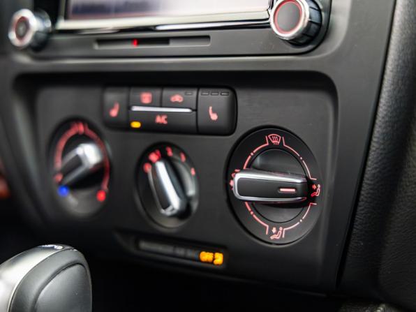 Volkswagen Jetta VI Рестайлинг с пробегом 2014 года, цена 1 488 000 рублей, 145490 км, седан, Автокод Объявления