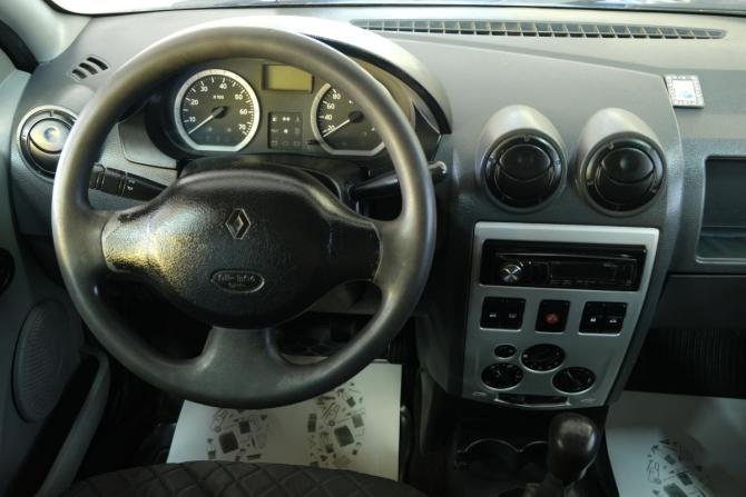 Renault Logan I с пробегом 2006 года, цена 199 000 рублей, 307000 км, седан, Автокод Объявления